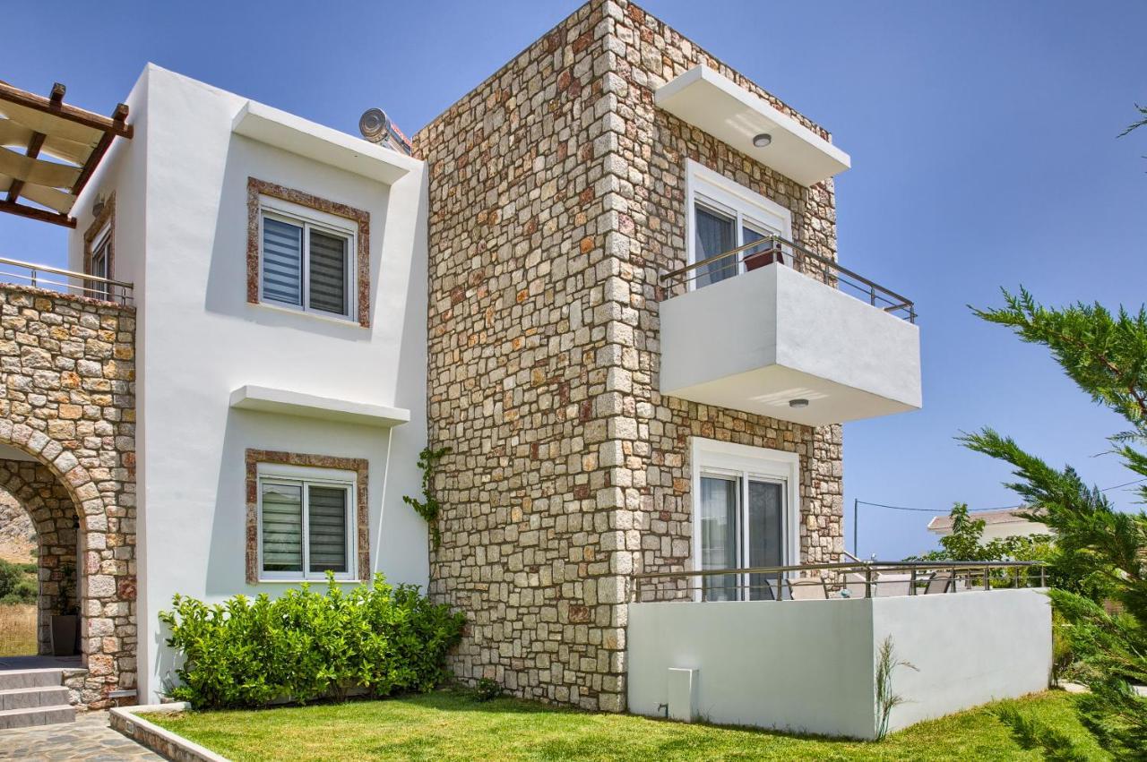 G&k Stone Apartament Haraki