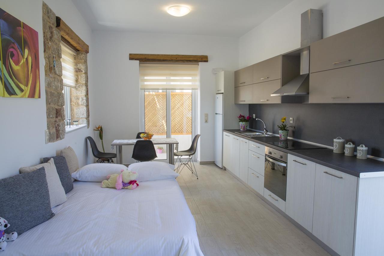 G&k Stone Apartament *